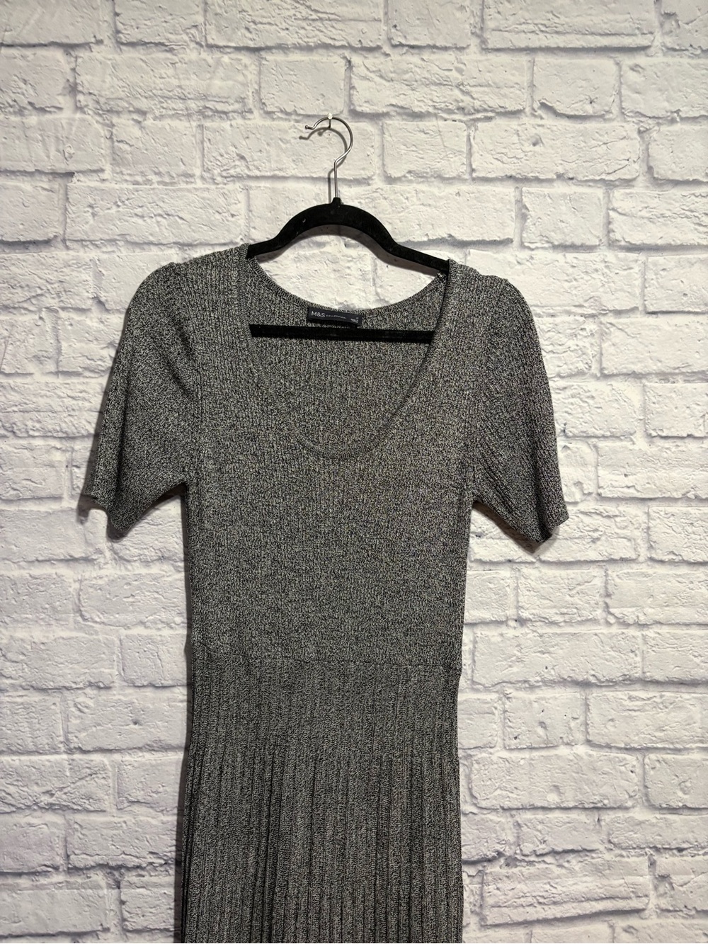 Marks & Spencer Gray Ribbed V-Neck Maxi Dress Size 8 US - Picture 4 of 10
